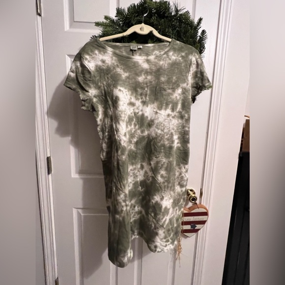 GAP Dresses & Skirts - Gap dress size large nwt